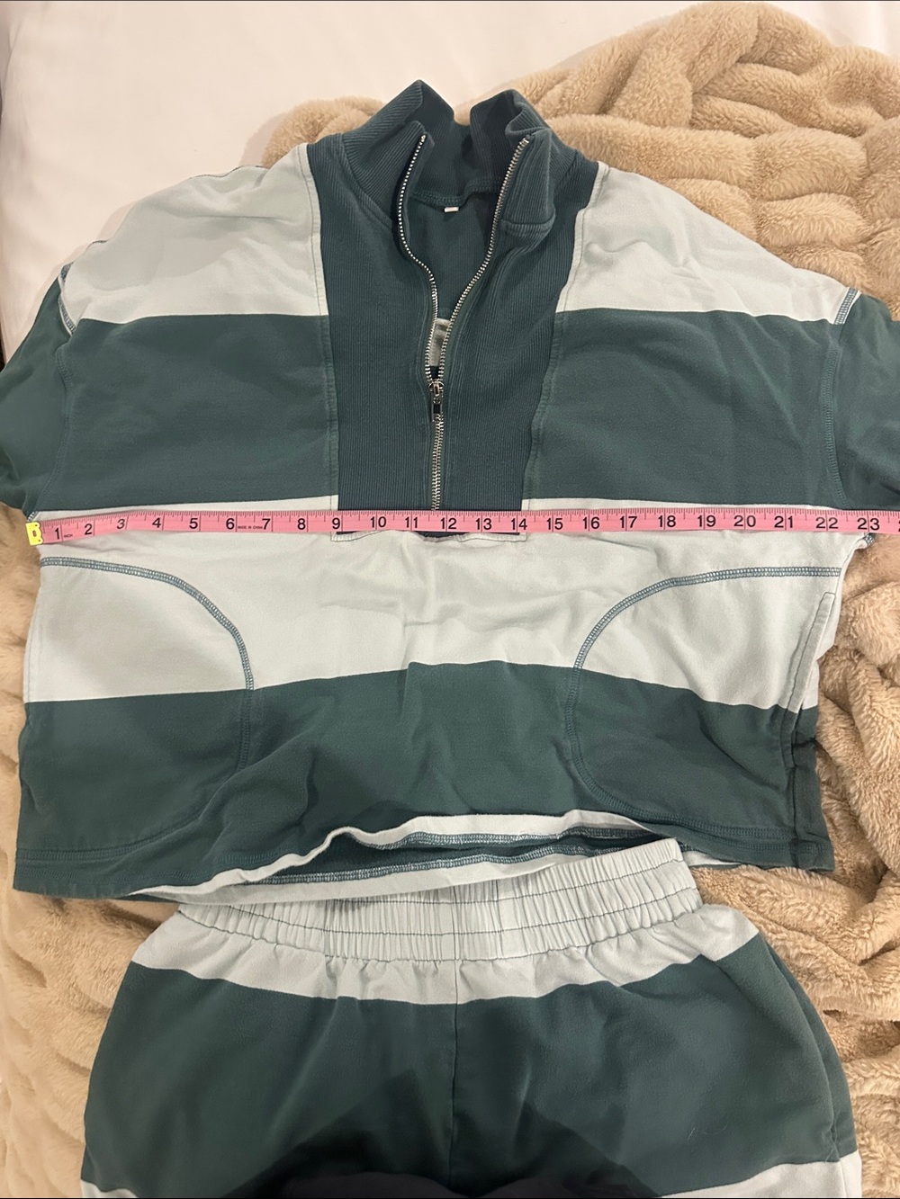 Women’s Matching Set - Picture 4 of 8